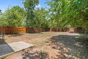 1255 E Davis Ave, Fort Worth, TX 76104 - Photo 22