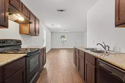 1255 E Davis Avenue, Fort Worth, TX 76104 - Photo 10