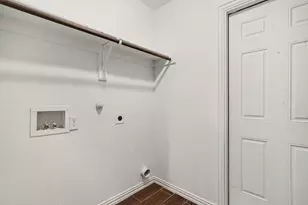 1255 E Davis Ave, Fort Worth, TX 76104 - Photo 8