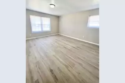 1325 Florentine Drive, Fort Worth, TX 76134 - Photo 10