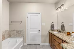 409 Mesa Dr, Lone Oak, TX 75453 - Photo 16