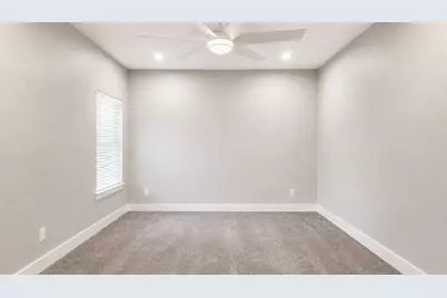 212 Holiday Drive, Gun Barrel City, TX 75156 - Photo 8