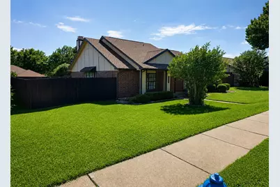 1308 Mullins Drive, Plano, TX 75025 - Photo 2