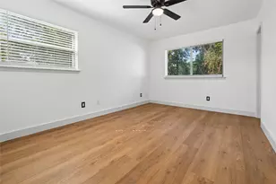 2818 Lowell Dr, Irving, TX 75062 - Photo 18