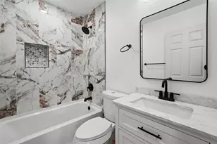 2818 Lowell Dr, Irving, TX 75062 - Photo 14