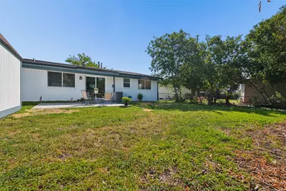2818 Lowell Drive, Irving, TX 75062 - Photo 28