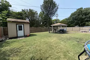 2704 Marbella Ln, Dallas, TX 75228 - Photo 2