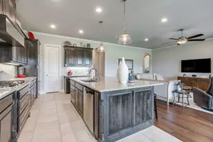 12409 Eagle Narrows Dr, Fort Worth, TX 76179 - Photo 10