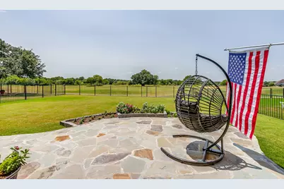 12409 Eagle Narrows Drive, Fort Worth, TX 76179 - Photo 4