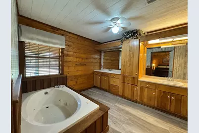 6260 Farm Road 197, Arthur City, TX 75411 - Photo 28
