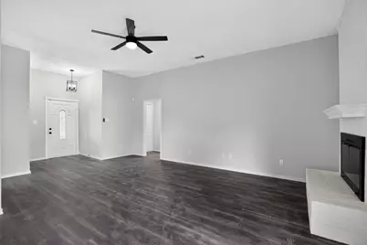6057 Hillglen Drive, Watauga, TX 76148 - Photo 12