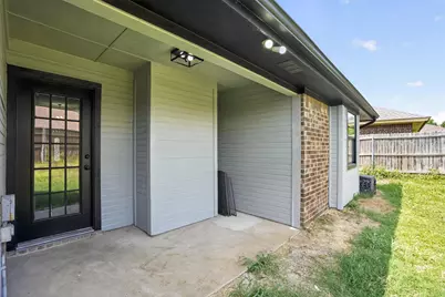 6057 Hillglen Drive, Watauga, TX 76148 - Photo 4