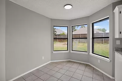 6057 Hillglen Drive, Watauga, TX 76148 - Photo 16