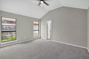 6057 Hillglen Dr, Watauga, TX 76148 - Photo 22