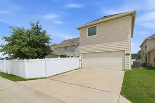 1108 Black Cherry Dr, Aubrey, TX 76227 - Photo 32
