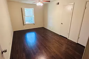 902 Crestview Dr, Sherman, TX 75092 - Photo 14
