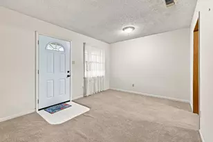 1008 Yeager St, Honey Grove, TX 75446 - Photo 6