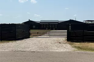 1841 Rs County Road 1402, Point, TX 75472 - Photo 36