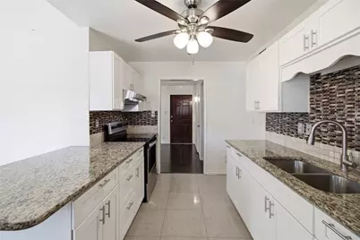 3709 Yaupon Drive, Grand Prairie, TX 75052 - Photo 12
