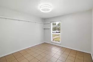 3709 Yaupon Dr, Grand Prairie, TX 75052 - Photo 18