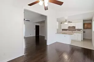 3709 Yaupon Dr, Grand Prairie, TX 75052 - Photo 14