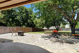 7108 Summerset Dr, Benbrook, TX 76126 - Photo 24