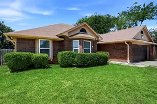 7108 Summerset Dr, Benbrook, TX 76126 - Photo 1