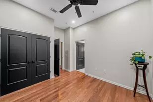 330 Austin Ave, Waco, TX 76701 - Photo 8