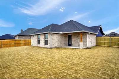 1304 Saratoga Drive, Sherman, TX 75092 - Photo 2