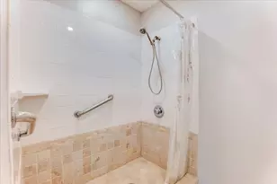 104 Pontiac Dr, Lake Kiowa, TX 76240 - Photo 24