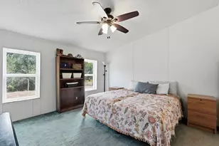 100 Shady Oaks Dr, Mineral Wells, TX 76067 - Photo 24
