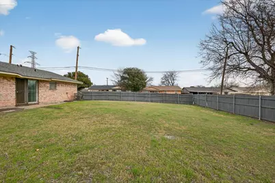3250 Pacesetter Drive, Dallas, TX 75241 - Photo 16