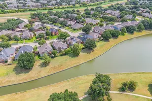 10503 Waters Dr, Irving, TX 75063 - Photo 36