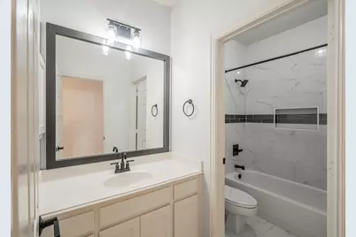 10503 Waters Drive, Irving, TX 75063 - Photo 32
