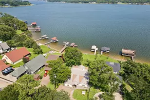 140 Pinoak Dr, Mabank, TX 75156 - Photo 1