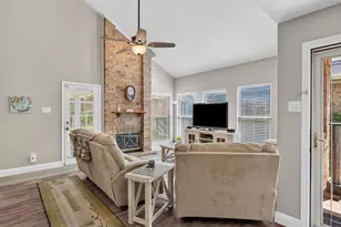 2107 Rose Cliff Ln, Carrollton, TX 75007 - Photo 4