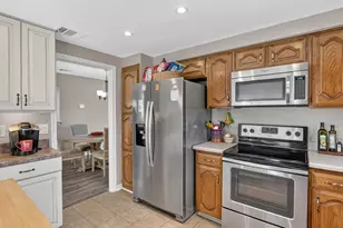 2107 Rose Cliff Ln, Carrollton, TX 75007 - Photo 10