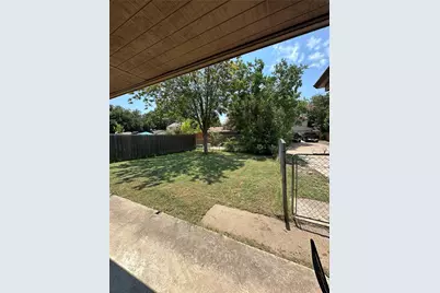 1110 Carriagehouse Lane, Garland, TX 75040 - Photo 4