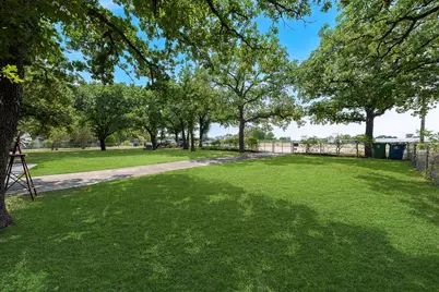 703 Robin Lane, Argyle, TX 76226 - Photo 6