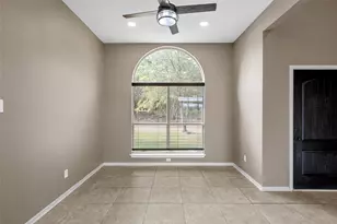 3044 Oak Ridge Rd, Crawford, TX 76638 - Photo 6
