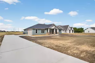 181 Chisholm Trail, Waxahachie, TX 75165 - Photo 4