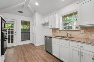 4425 Avonshire Ln, Plano, TX 75093 - Photo 14
