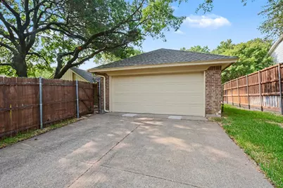 4425 Avonshire Lane, Plano, TX 75093 - Photo 32