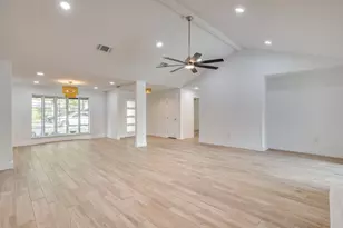 8613 Marys Creek Dr, Benbrook, TX 76116 - Photo 16
