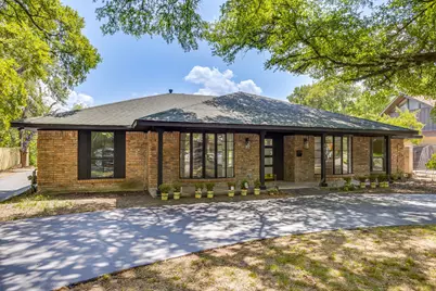 8613 Marys Creek Drive, Benbrook, TX 76116 - Photo 4