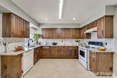 209 N Saint Johns Drive, Richardson, TX 75081 - Photo 4