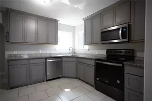 2121 San Jose, Fort Worth, TX 76112 - Photo 8