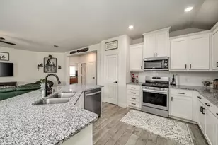 1528 Grassy Knl Trl, Little Elm, TX 76227 - Photo 12