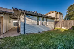 7018 Deloache, Dallas, TX 75225 - Photo 38