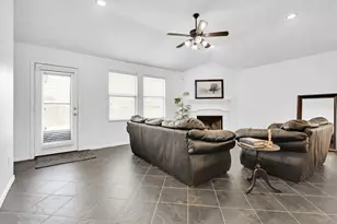 3908 Cloud Cover Rd, Fort Worth, TX 76262 - Photo 12